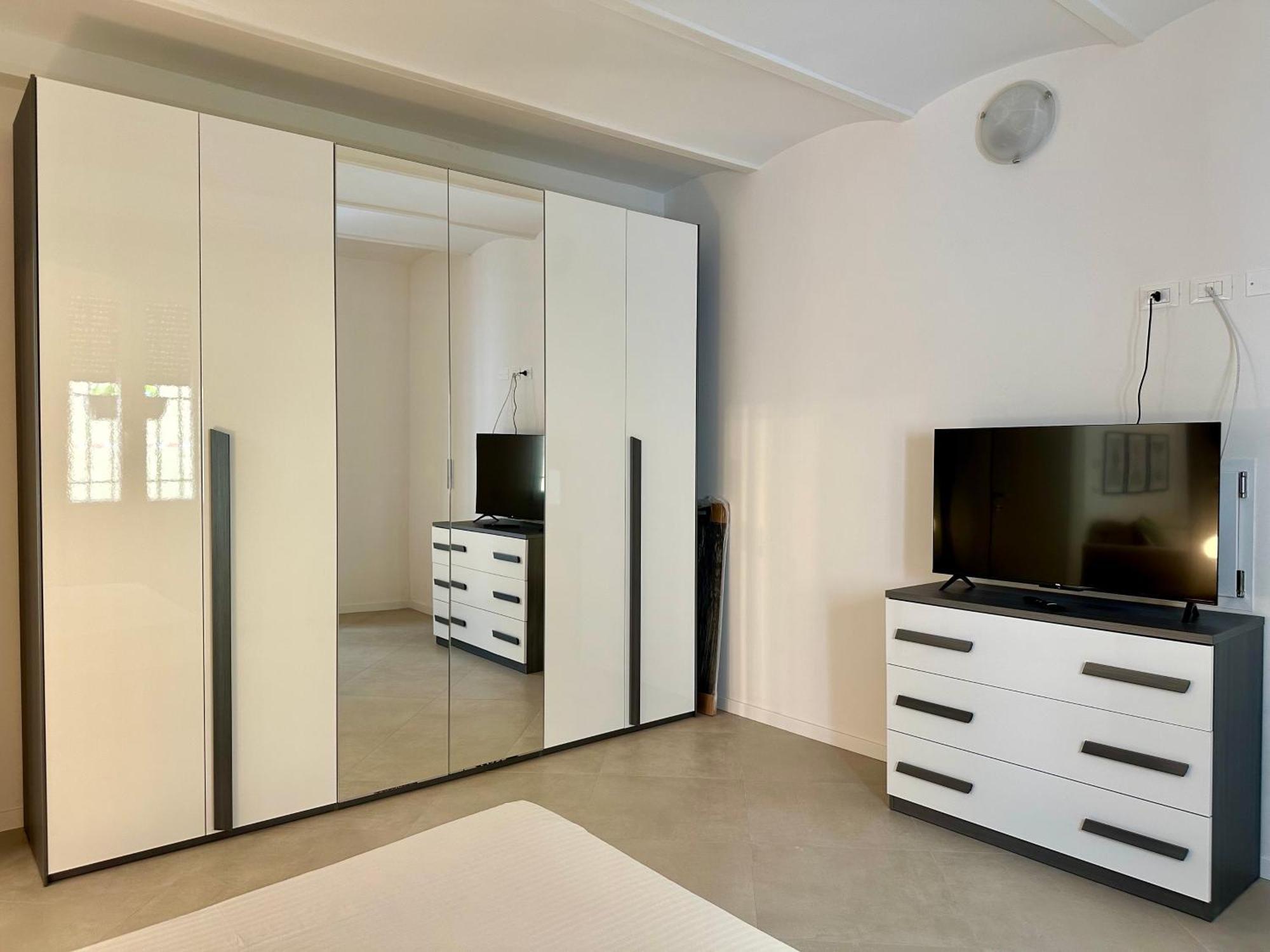 Mono Apartments Aldini Bologna Esterno foto